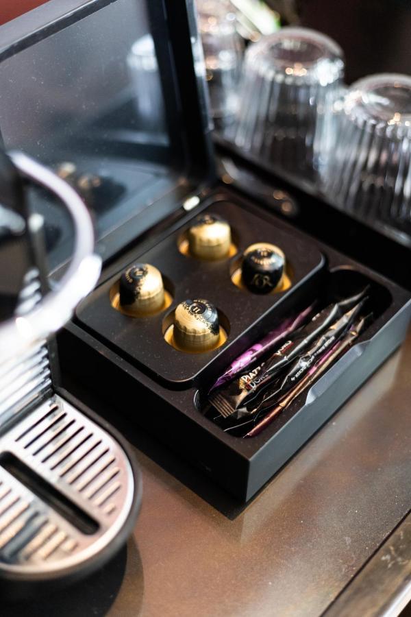 Weber Hotel 397 アムステルダム エクステリア 写真